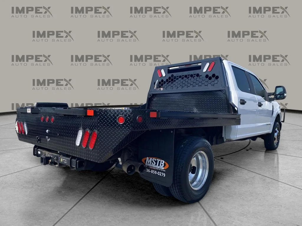 Used 2022 White Ford XL image 6
