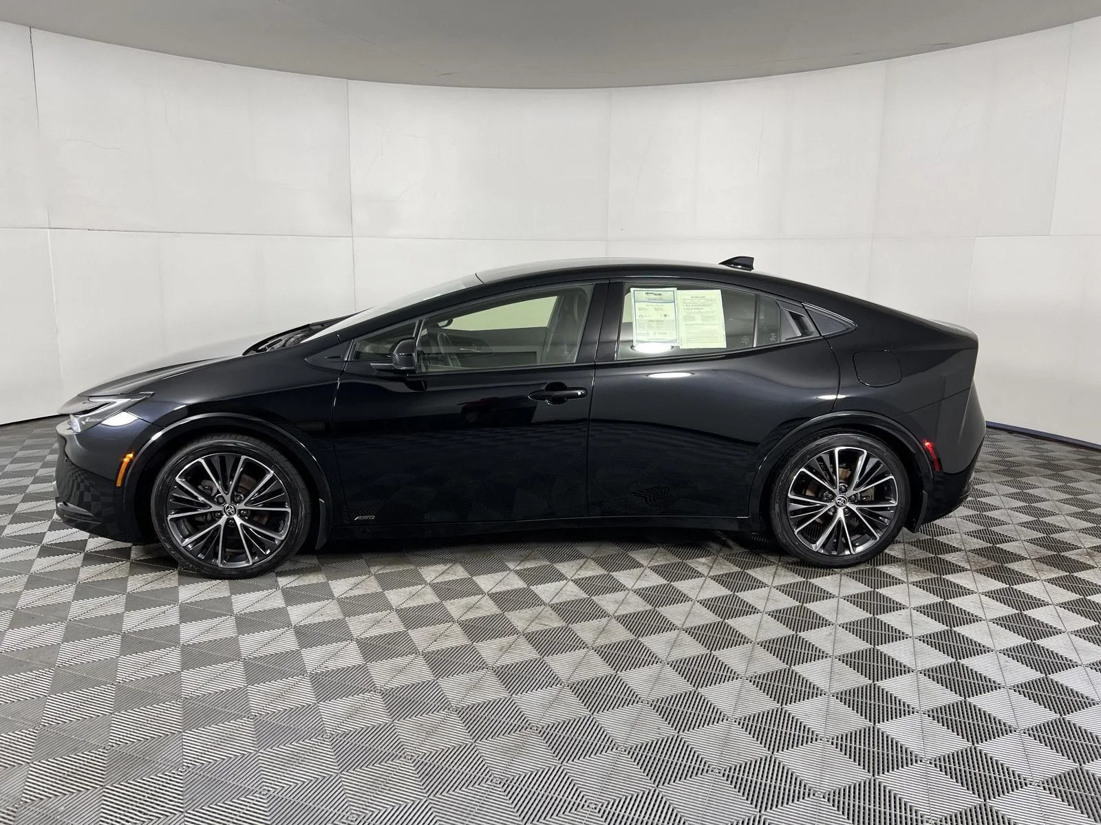 Used 2024 Midnight Black Metallic Toyota XLE image 18