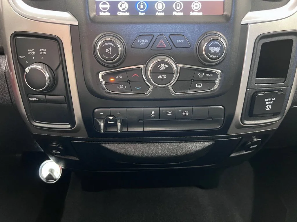 Used 2018 Delmonico Red Pearlcoat Ram Big Horn image 15