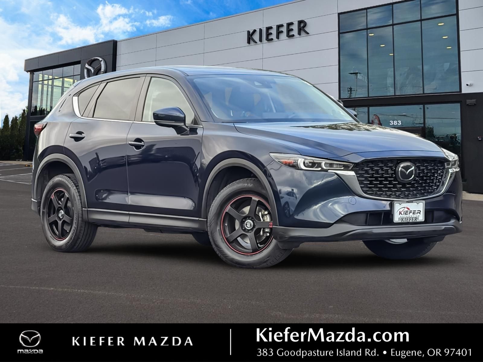 2022 Mazda CX-5 S Preferred package Auto AWD's photo