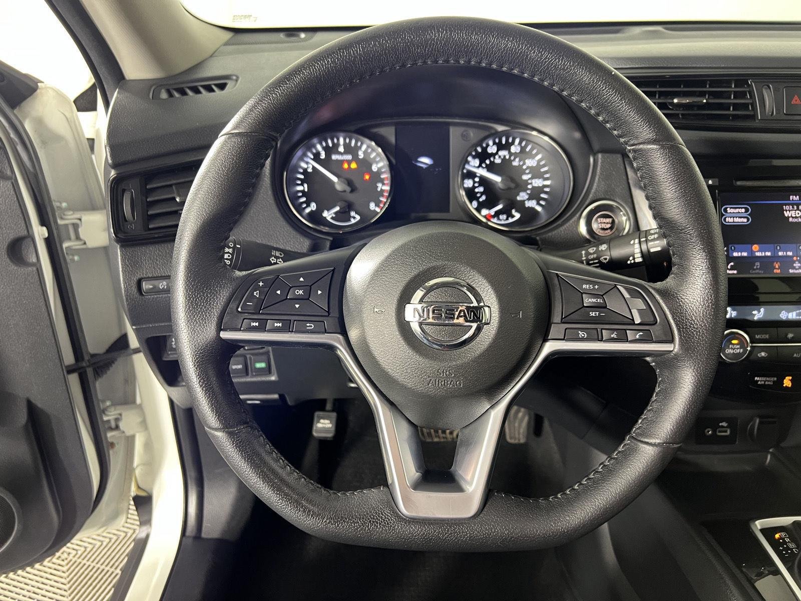 Used 2020 Pearl White Tricoat Nissan SV image 19