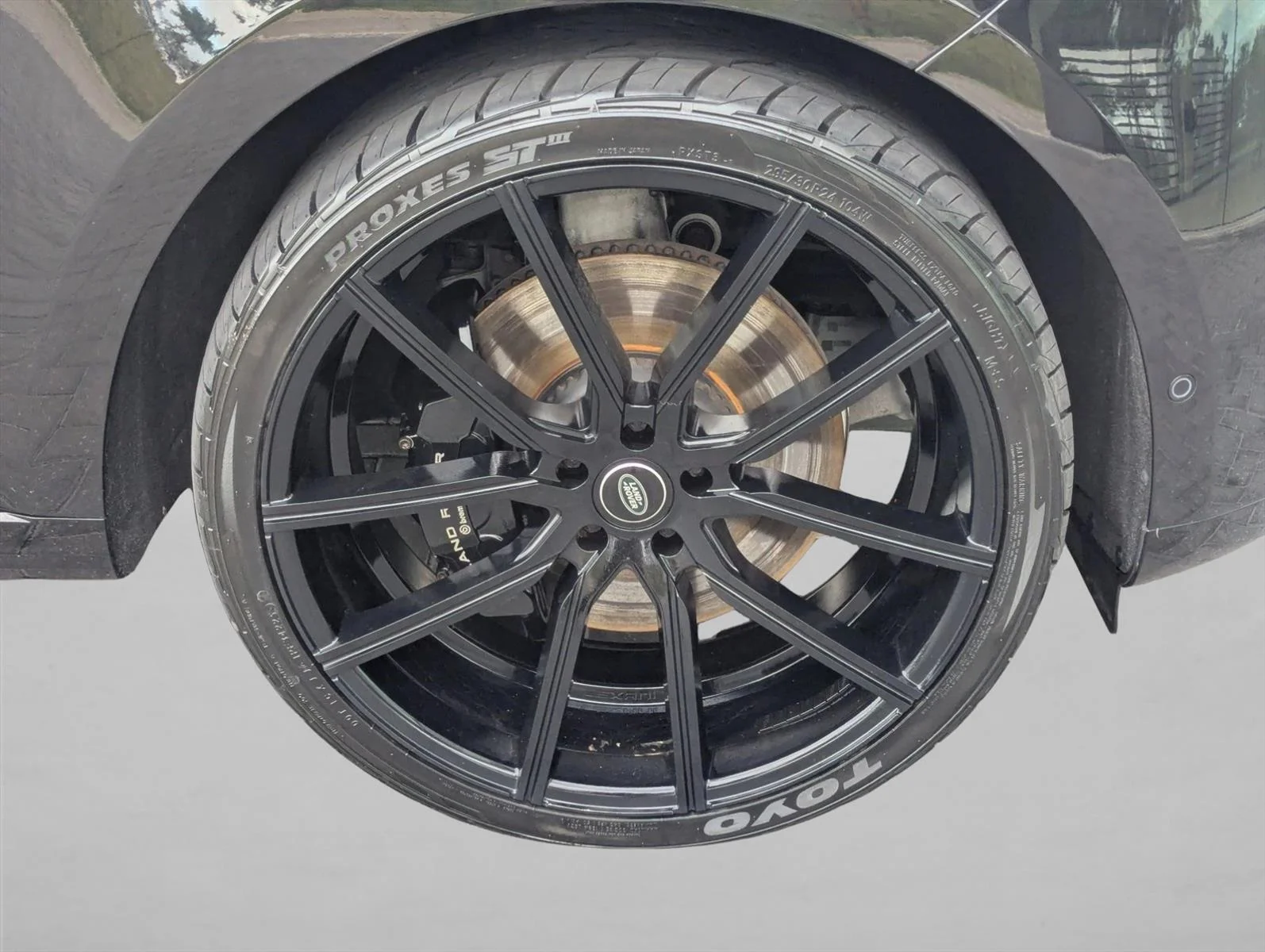 Used 2023 Black Land Rover SE image 25