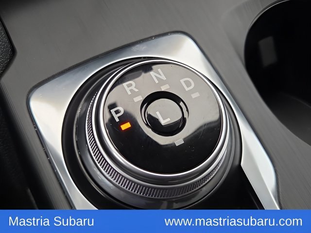 Used 2021 White Ford SE image 19