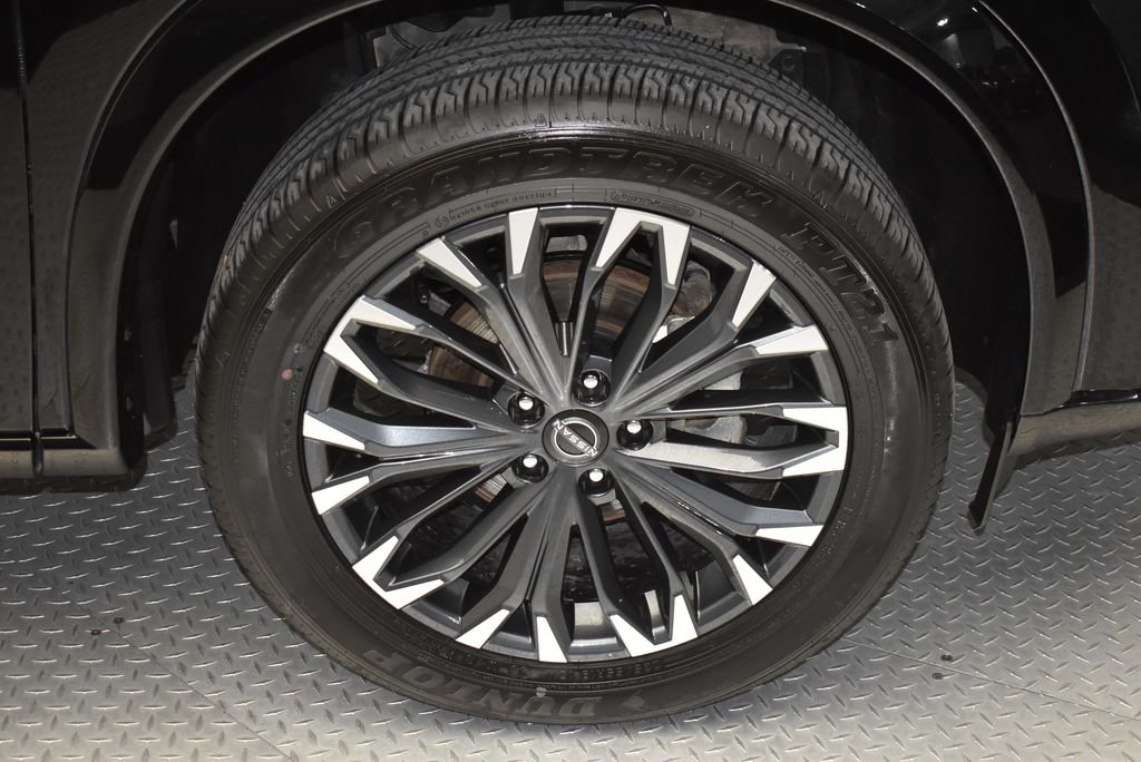 Certified Used 2026 Black Nissan Platinum image 37