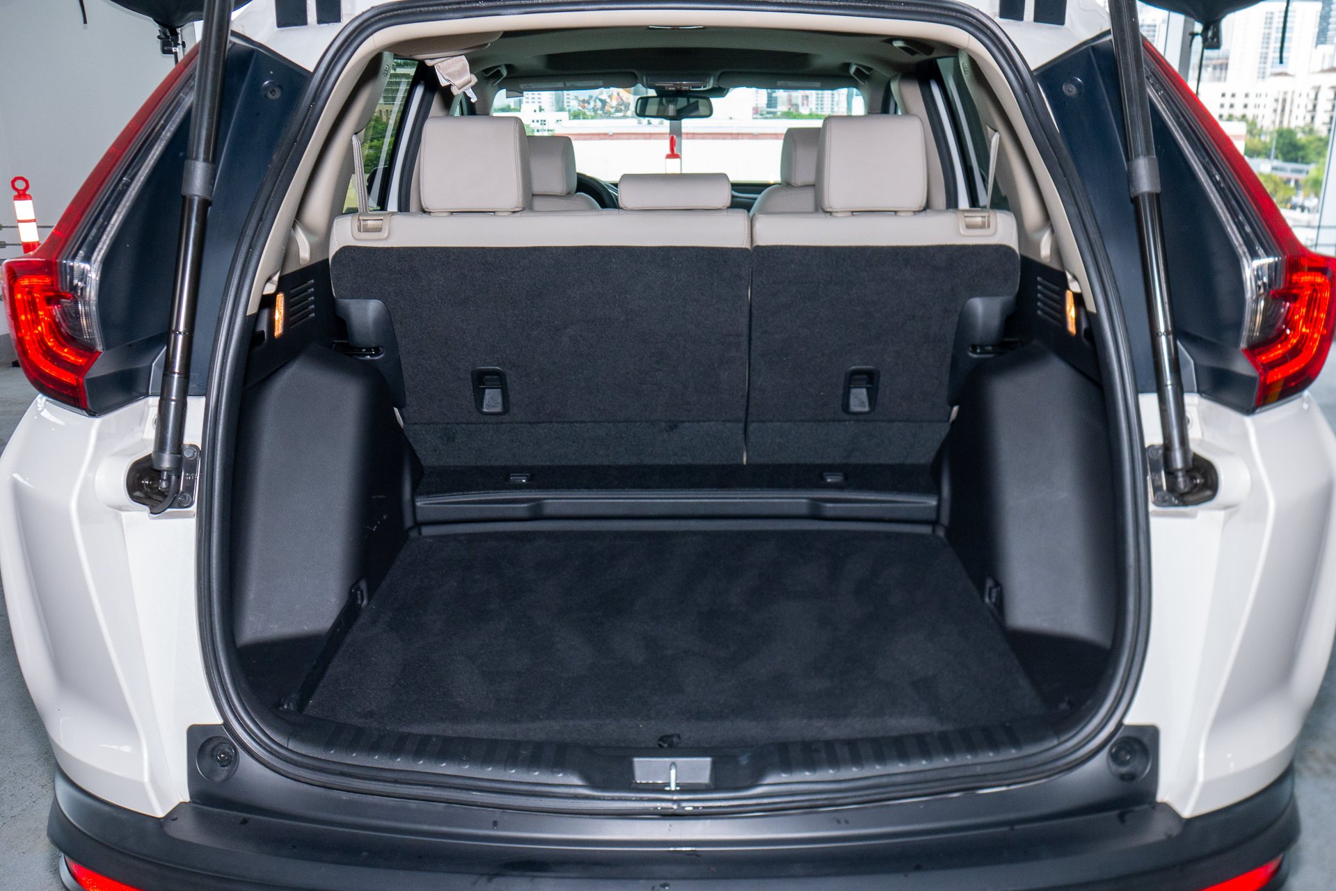 Used 2021 White Honda EX-L image 9