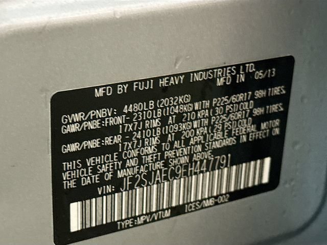 Used 2014  Subaru 2.5i Premium image 32
