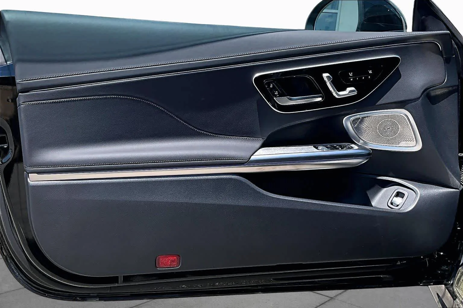 New 2026 Black Mercedes-Benz CLE 300 image 12