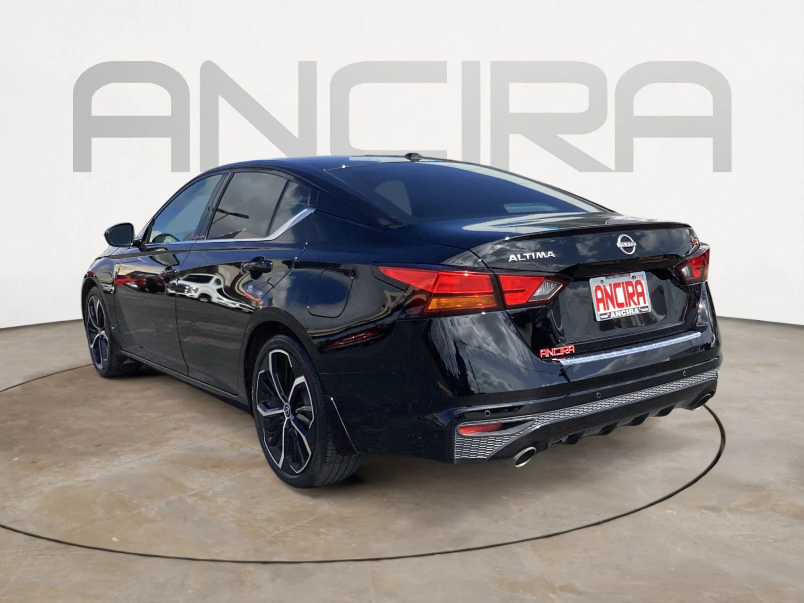 Certified Used 2023 Super Black Nissan 2.5 SR image 12