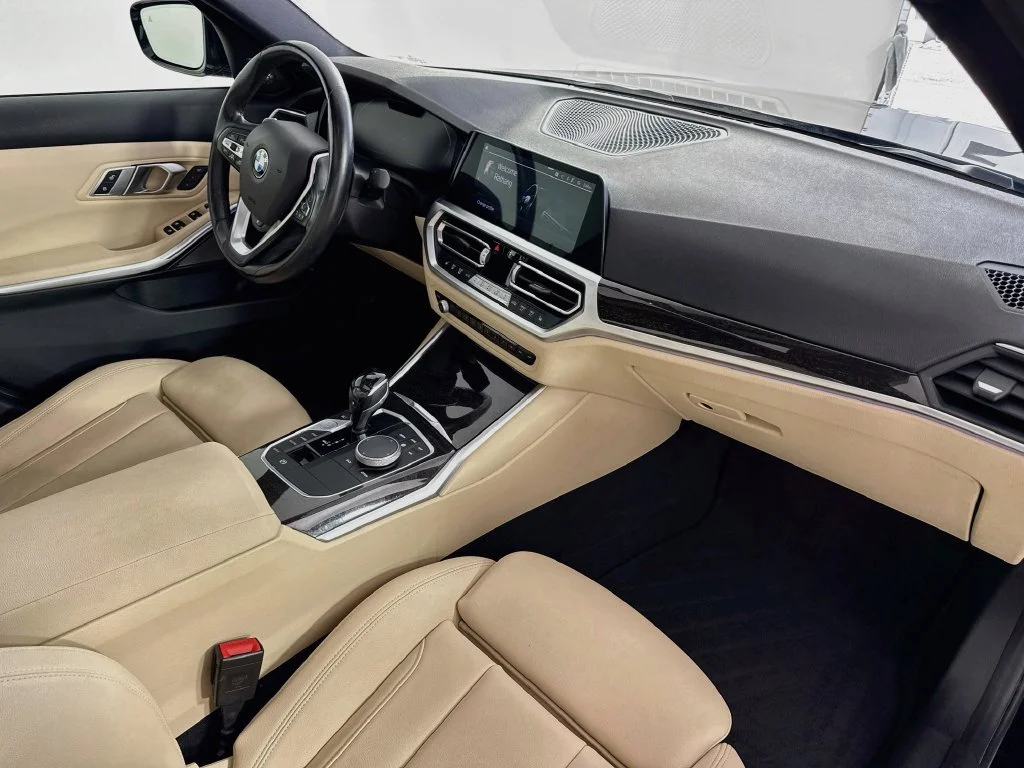 Used 2021 Black BMW 330e xDrive image 39