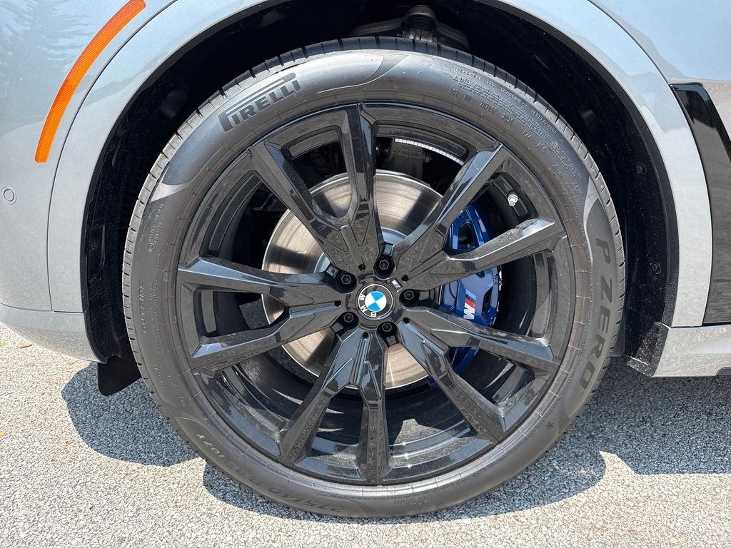New 2027 Gray BMW M60i image 9