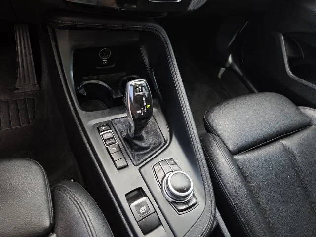 Used 2020 Jet Black BMW sDrive28i image 13