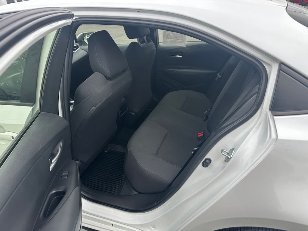 Used 2022 Pearl Toyota SE image 14
