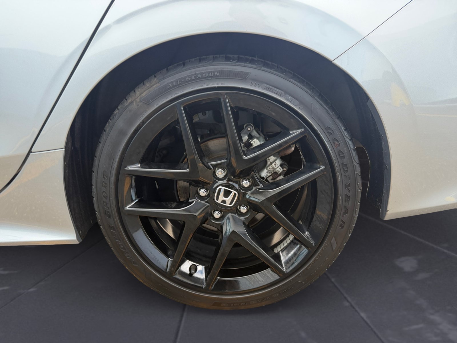 2025 Honda Civic Sport - Photo 43