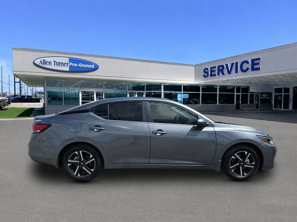 Used 2025 Gun Metallic Nissan SV image 9