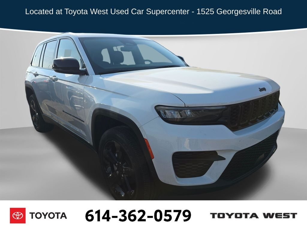 Used 2023 White Jeep Altitude X image 1