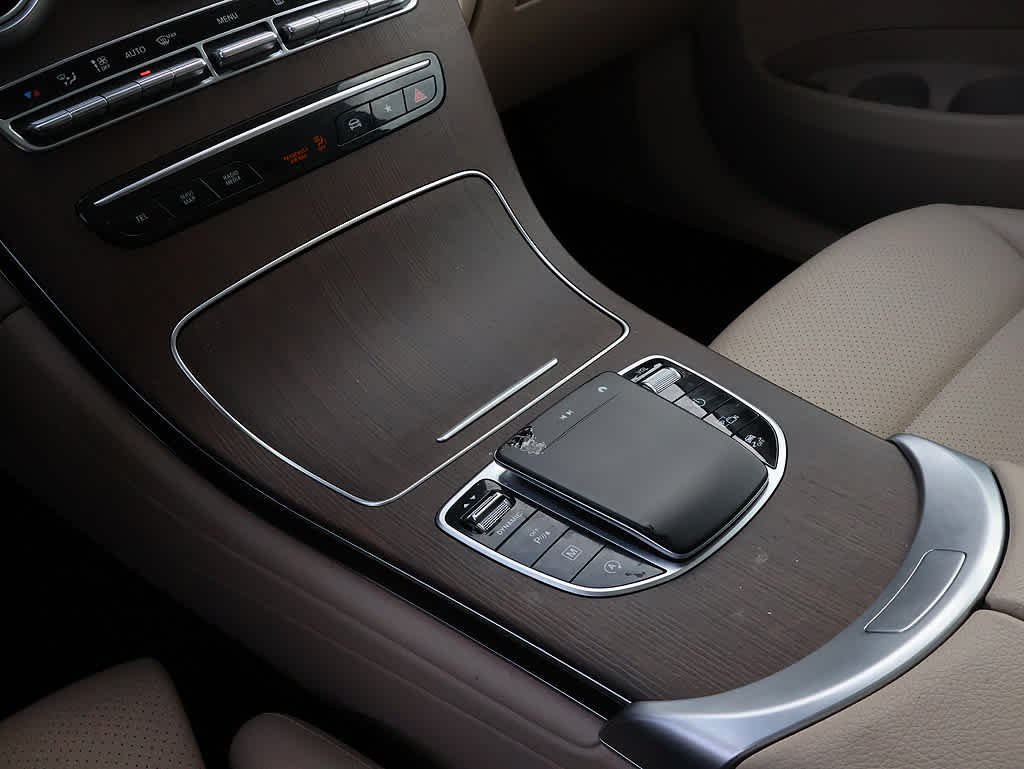 Used 2022 Lunar Blue Metallic Mercedes-Benz GLC 300 image 23