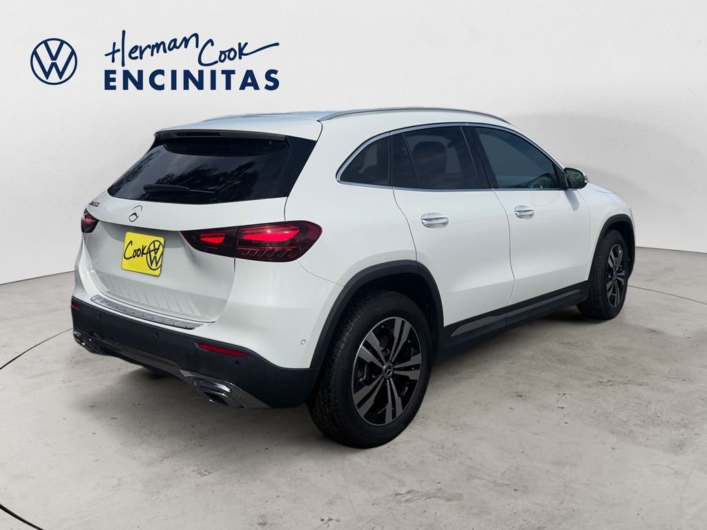 Used 2025 Polar White Mercedes-Benz GLA 250 image 5