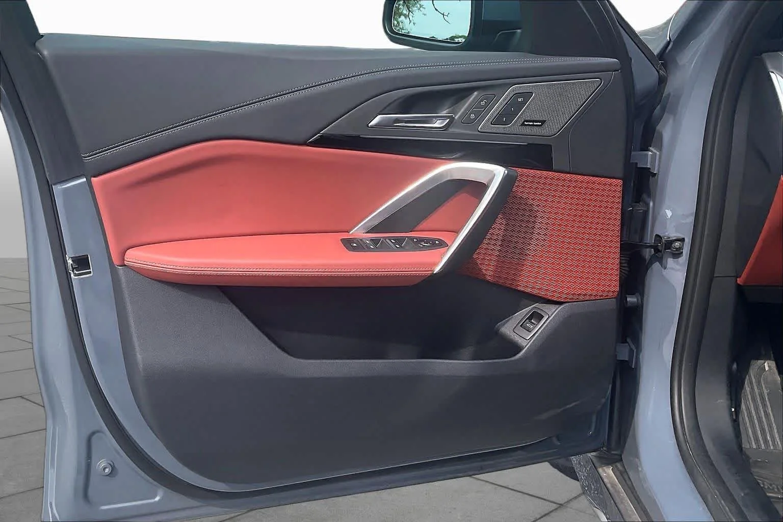 Used 2026 Storm Bay Metallic BMW xDrive28i image 23