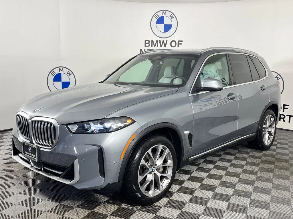 Certified Used 2024 Gray BMW xDrive40i image 3