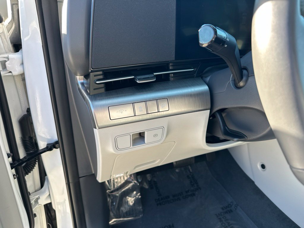 2024 Hyundai Kona SEL - Photo 11