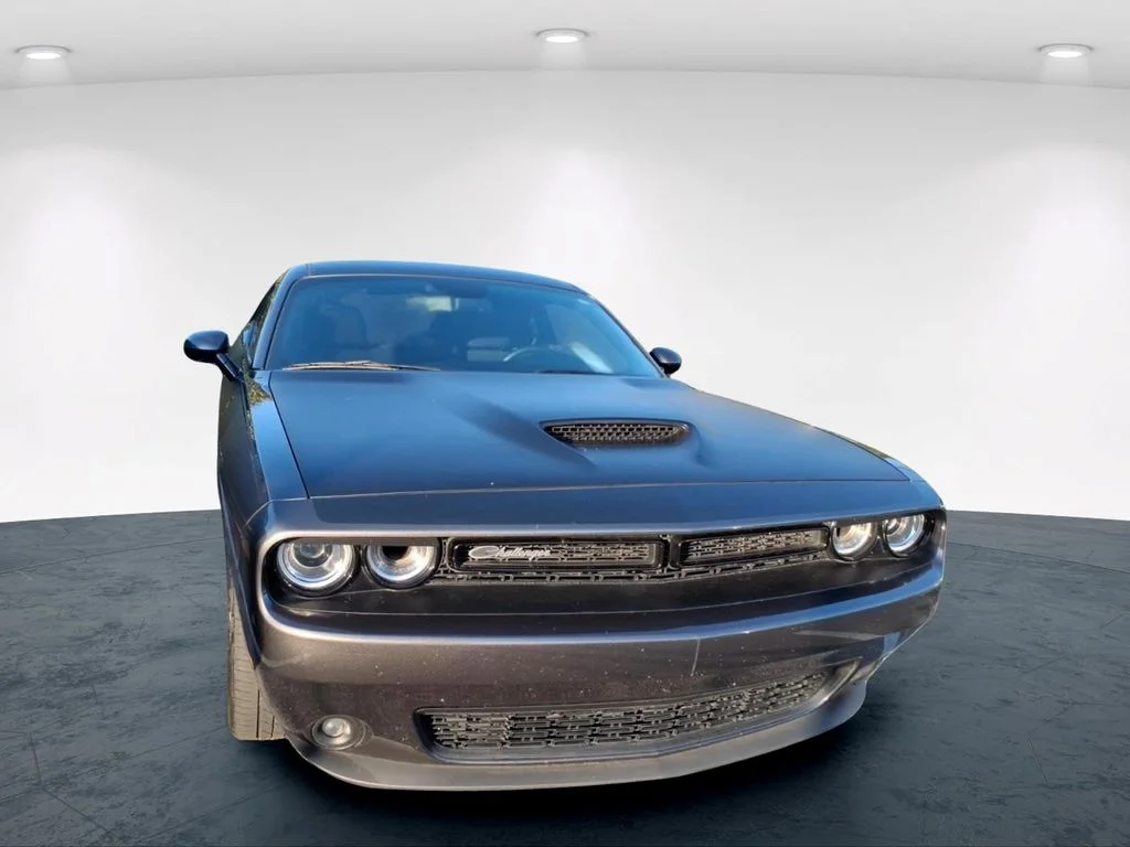 Used 2018 Gray Dodge R/T image 18