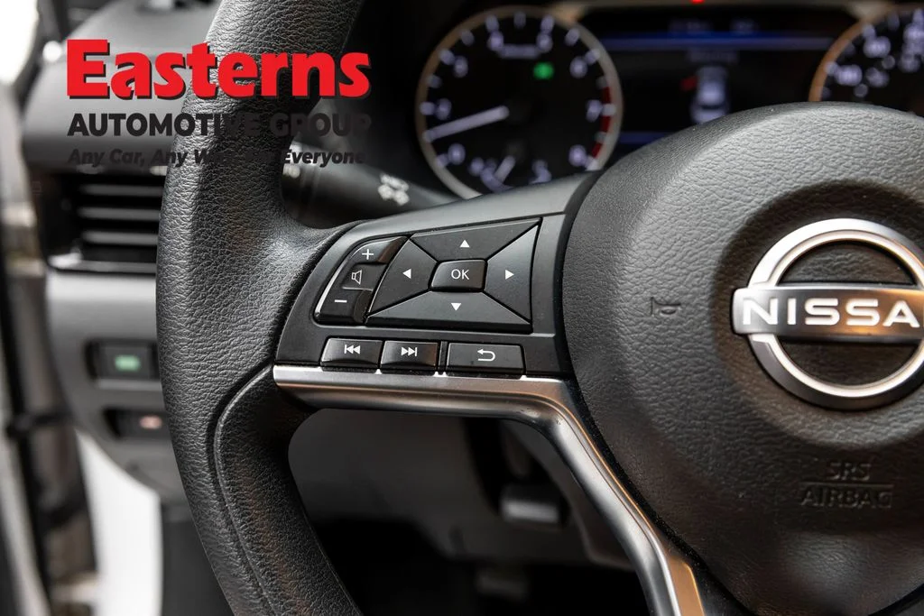 Used 2024 White Nissan SV image 15