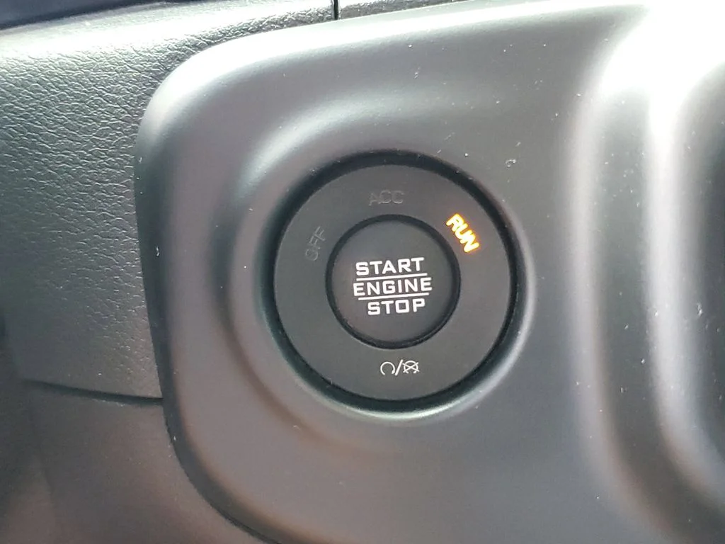Used 2021 Black Jeep Unlimited Sport Altitude image 29