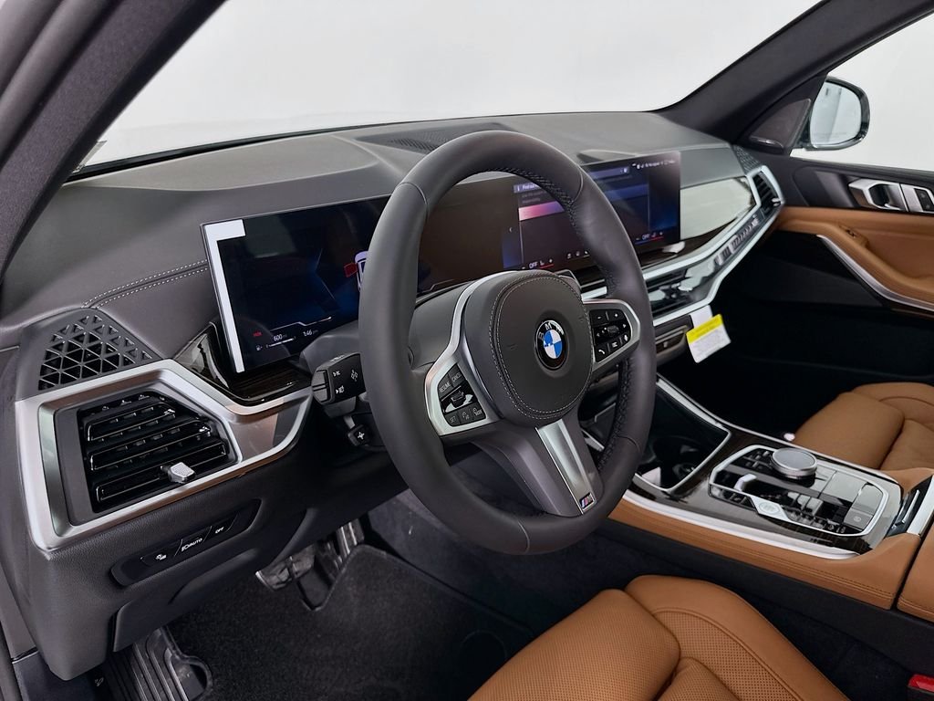 Used 2026 Mineral White Metallic BMW xDrive40i image 9