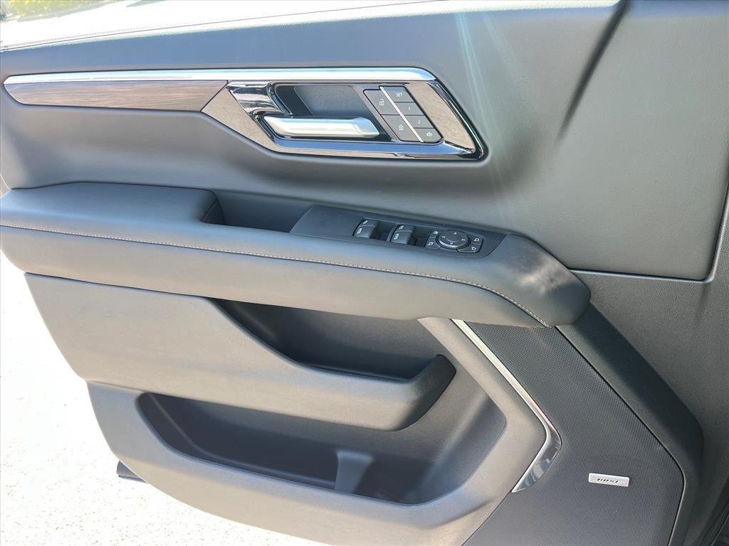 2026 Chevrolet Tahoe LT - Photo 23
