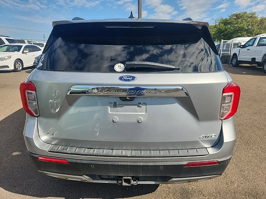 Used 2023 Silver Metallic Ford XLT image 11