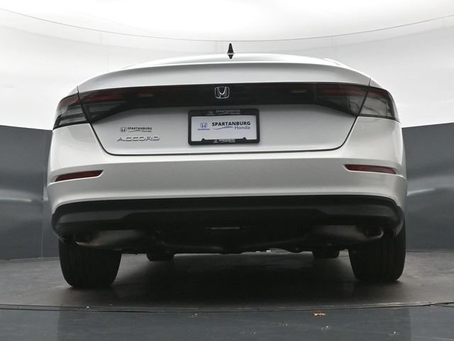New 2026 Platinum White Pearl Honda SE image 26