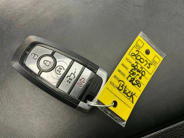 Used 2020 Black Ford Platinum image 29