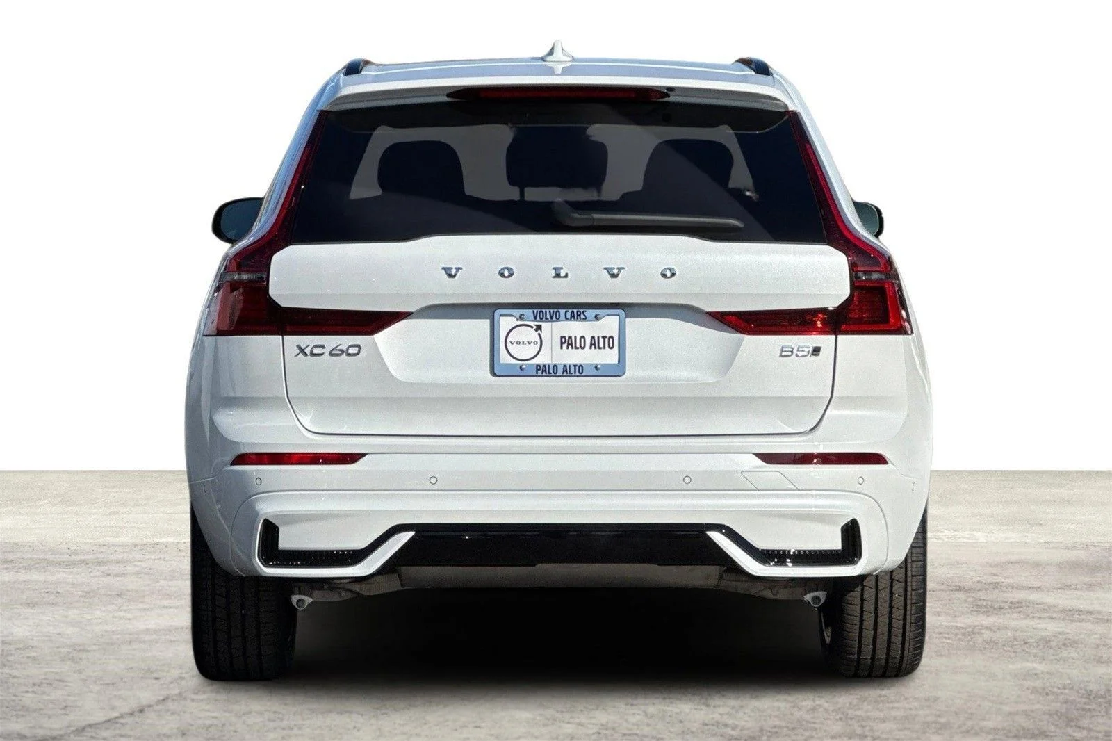 2026 Volvo XC60 Plus - Photo 8