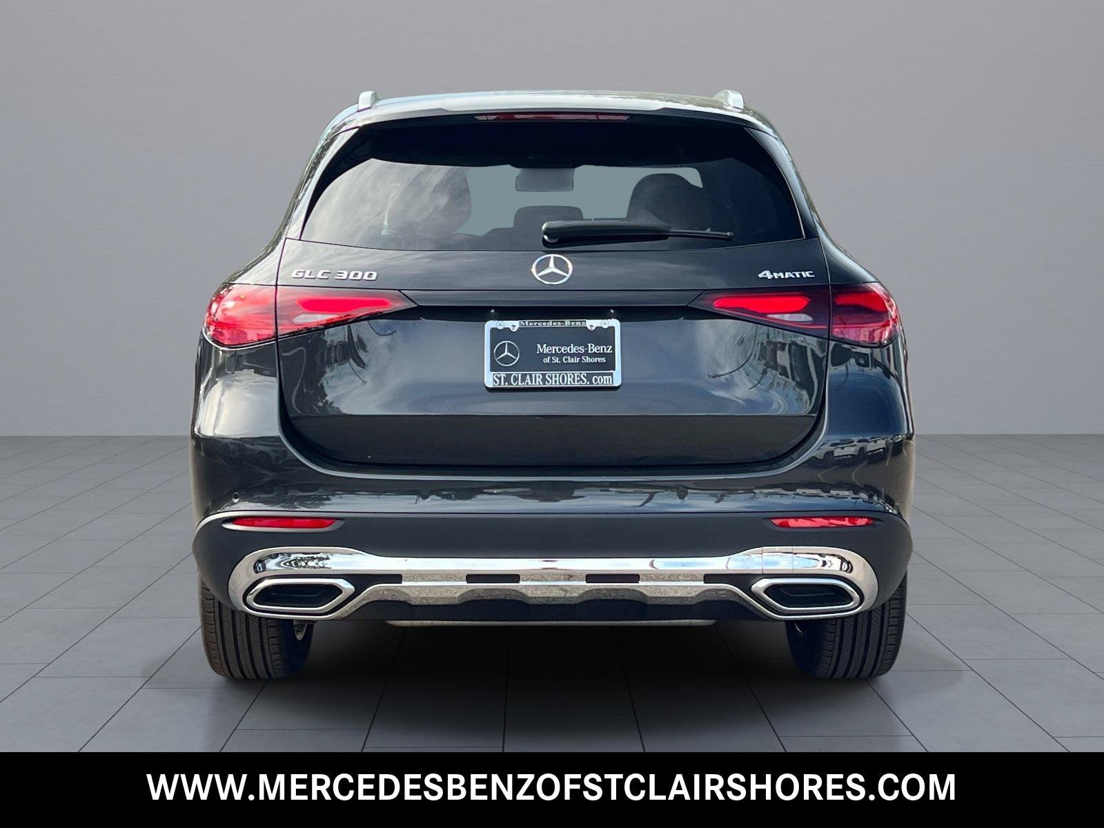 New 2027 Graphite Grey Metallic Mercedes-Benz GLC 300 image 5