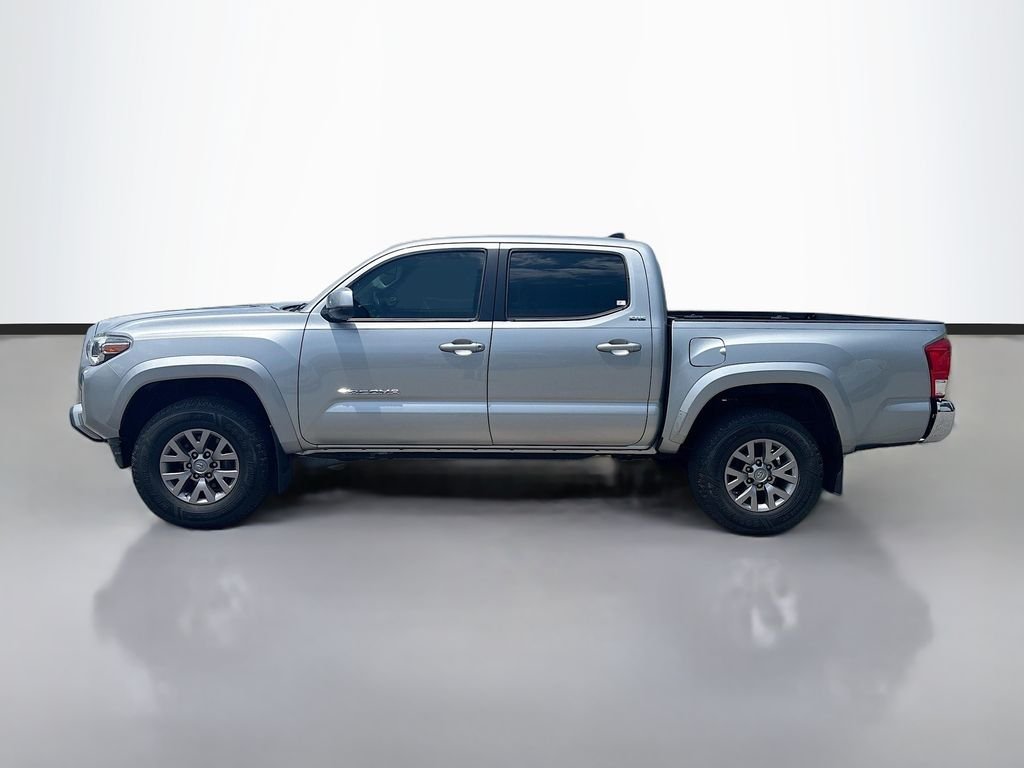 Used 2017 Silver Toyota SR5 image 6