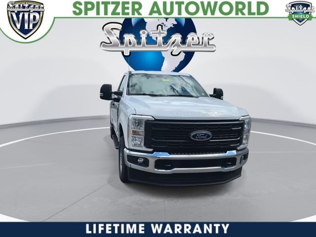 New 2026 Oxford White Ford F-250® XL image 3