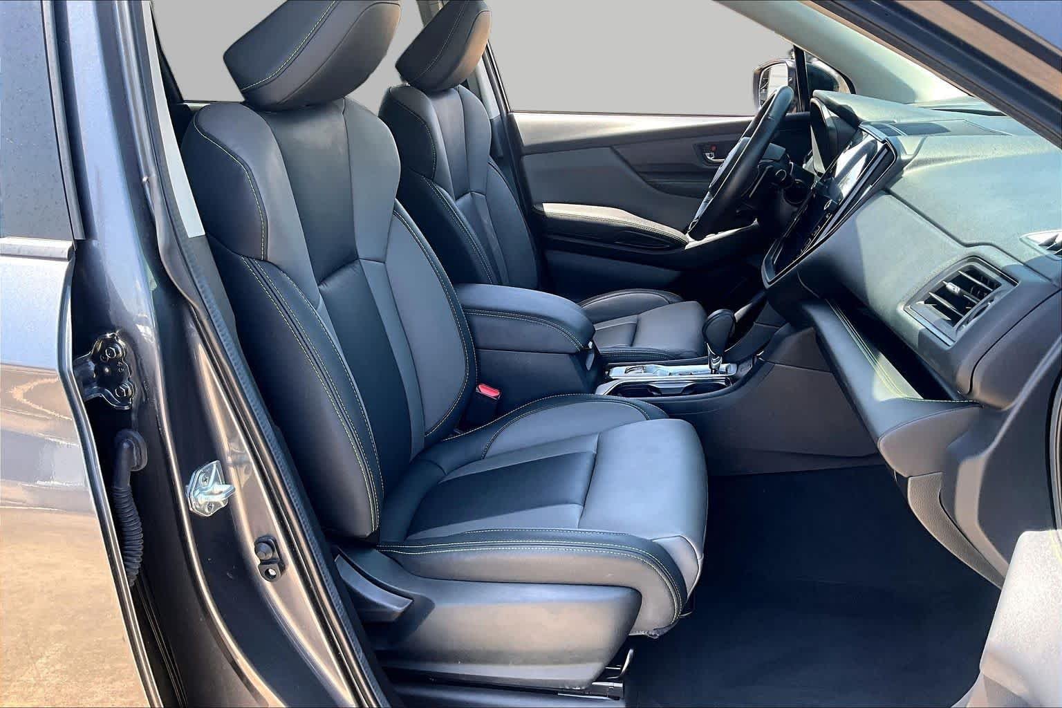 Used 2024 Magnetite Gray Metallic Subaru Onyx Edition image 9