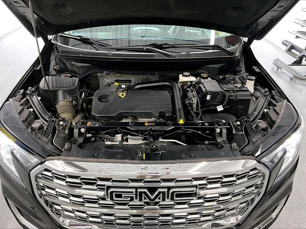 Used 2023 Ebony Twilight Metallic GMC Denali image 28