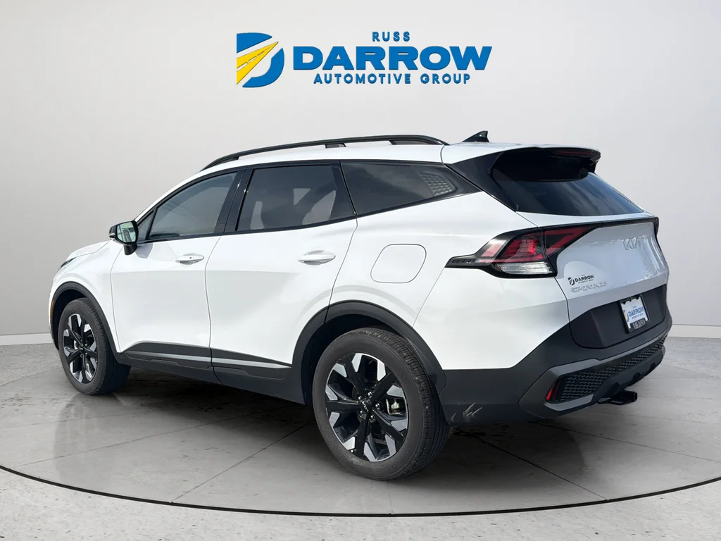 Used 2024 White Kia X-Line image 3