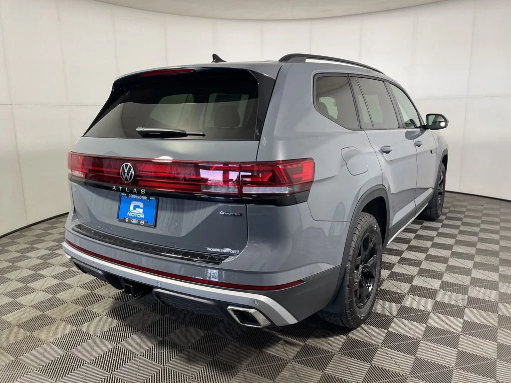 New 2026 Gray Volkswagen 2.0T Peak Edition image 7