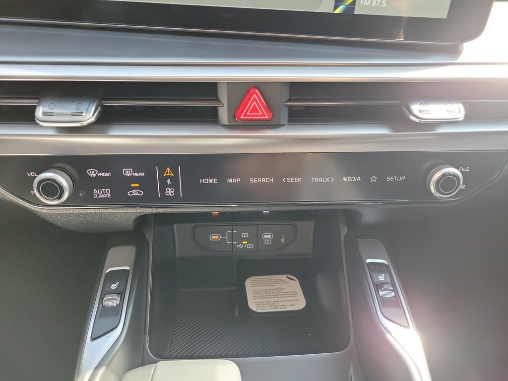 New 2026 Black Kia EX image 35
