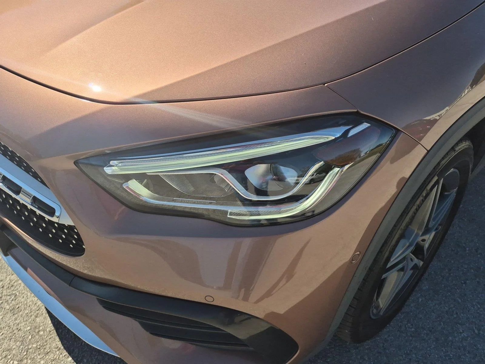 Used 2021 Rose Gold Metallic Mercedes-Benz GLA 250 image 9