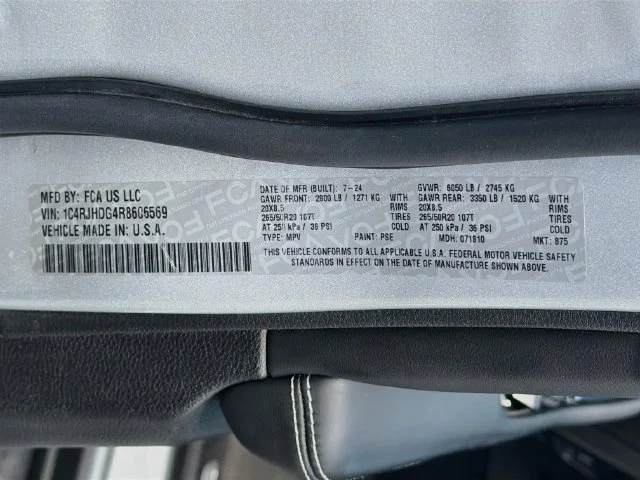 Used 2024 Silver Jeep Overland image 33