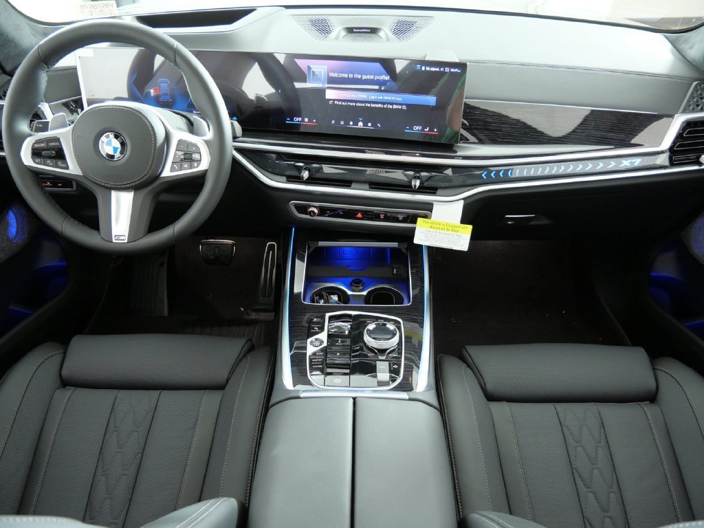 Used 2027 Black BMW xDrive40i image 6