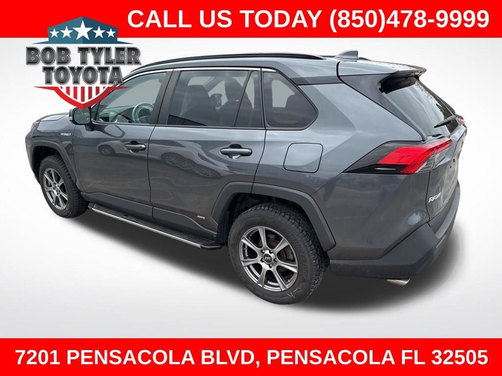 Used 2021 Gray Toyota XLE Premium image 1