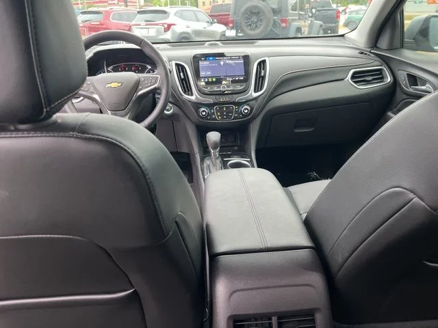 Used 2024 Gray Chevrolet Premier image 15