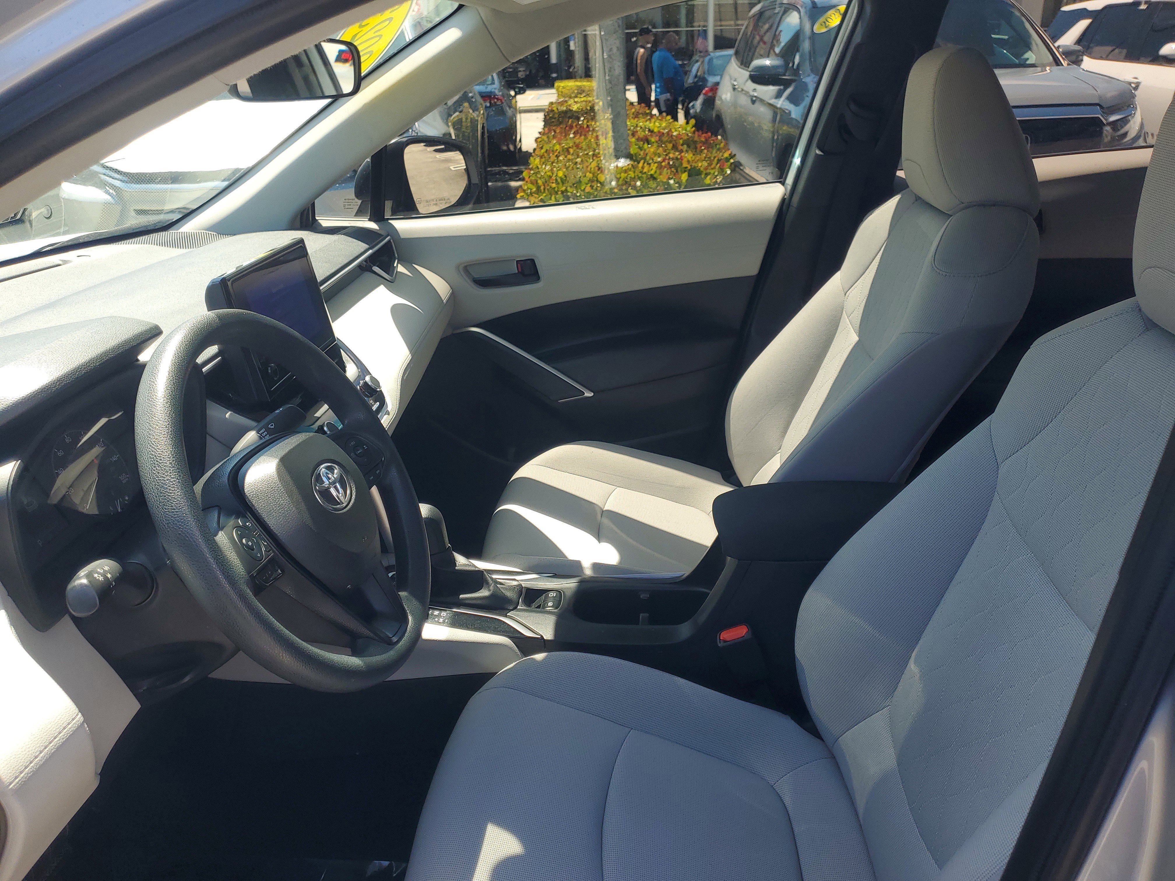 Used 2023 Silver Toyota L image 15