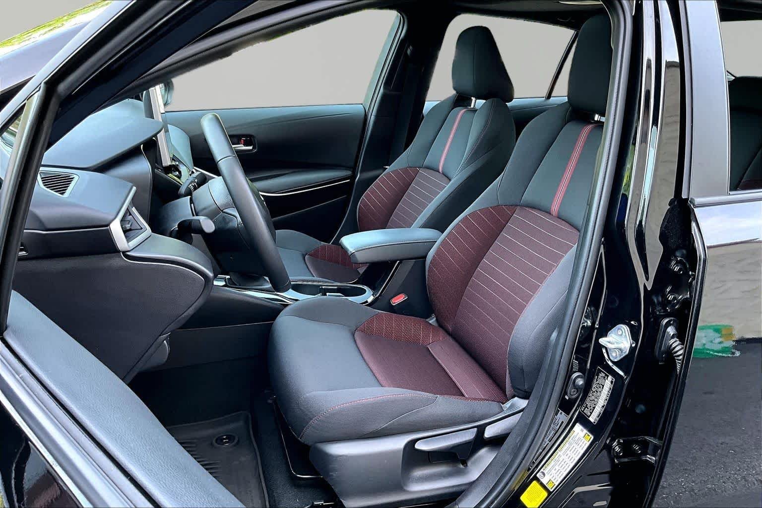 Used 2025 Midnight Black Metallic Toyota SE image 8