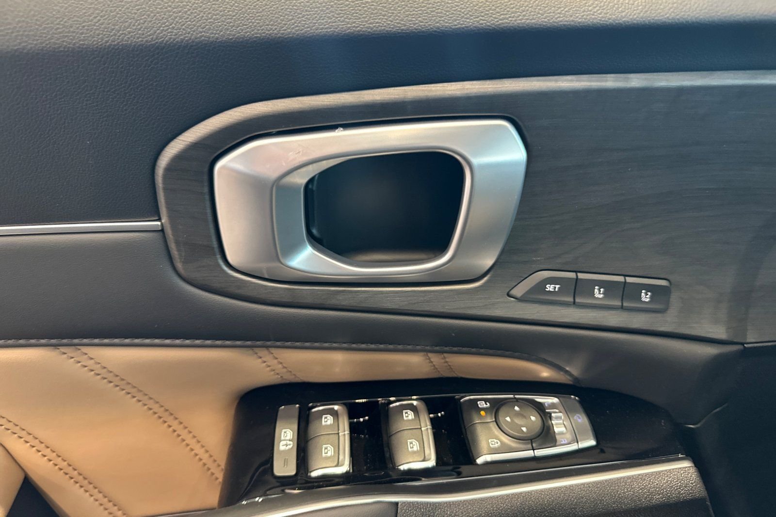 New 2026 Brown Kia X-Line SX Prestige image 11