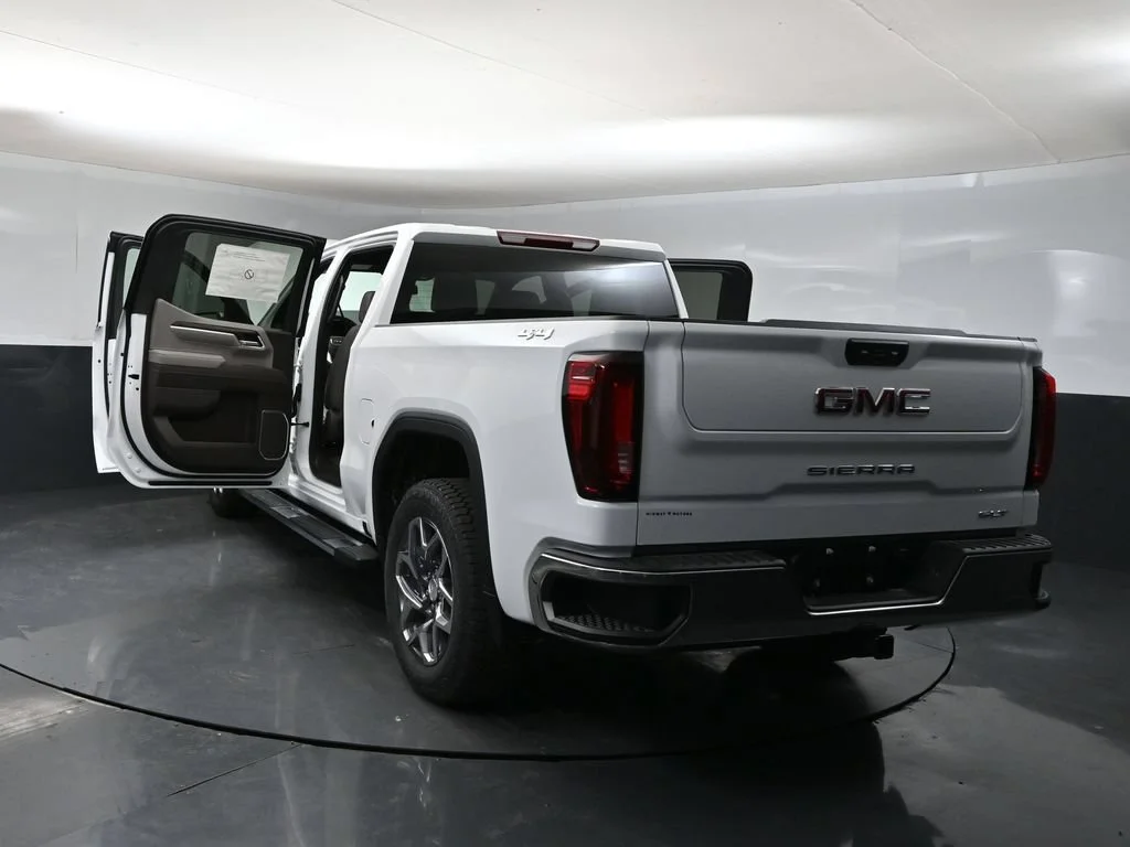 2026 GMC Sierra 1500 SLT - Photo 41